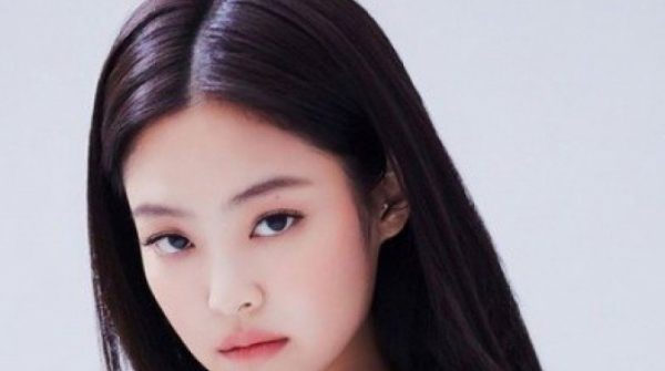 Jennie (BlackPink) bị tố quay clip nóng với thiếu gia nhà tài phiệt adt1748423139 a 2326 7558 anh cat 3 2 auto cropjpg