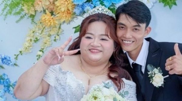 Cô dâu 92kg lấy chồng 50kg, ngày cưới tiếc nuối mãi một điều 29 Cô dâu 92kg lấy chồng 50kg, ngày cưới tiếc nuối mãi một điều adt1749169594 co dau 92kg lay chong 50kg ngay cuoi anh cat 3 2 auto cropjpg