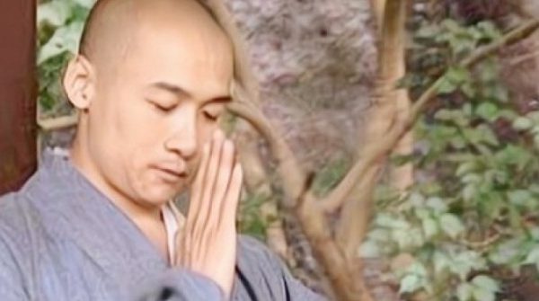 Hư Trúc của "Thiên long bát bộ" vất vả mưu sinh sau loạt bê bối đời tư 29 Hư Trúc của "Thiên long bát bộ" vất vả mưu sinh sau loạt bê bối đời tư adt1750406625 dien vien cao ho hu truc phim thien anh cat 3 2 auto cropjpg