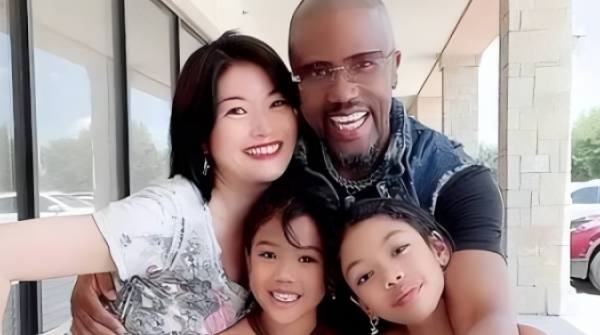 Chuyện tình vượt rào cản văn hóa của tiểu thư Bắc Kinh và chàng trai châu Phi adt1750813155 e820f6ddadd95c058d 4311 2907 3200 anh cat 3 2 auto croppng