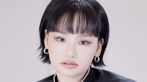 "Em xinh" Miu Lê lại bị "tóm dính" tình tứ với trai trẻ kém 5 tuổi adt1751444882 moi 2196 30 0 898 1658 crop 5583 anh cat 3 2 auto croppng