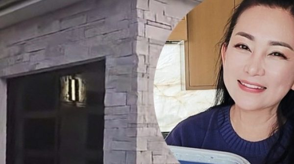 Ngỡ ngàng trước biệt thự ven biển đắt tiền của ca sĩ Hương Thủy adt1751853721 ngo ngang truoc biet thu ven bien da anh cat 3 2 auto cropjpg