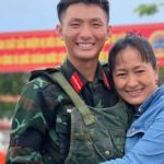 Vượt 1.600 km, bắt bốn chặng xe ra Hà Nội thăm con tập diễu binh adt1752566632 z6 759c00ef67c9ff8 3490 7722 3638 anh cat 3 2 auto cropjpg