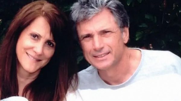 Giám sát âm nhạc 'American Idol' và chồng bị sát hại 29 Giám sát âm nhạc 'American Idol' và chồng bị sát hại adt1752634555 idol 0359 0897 9783 1656 anh cat 3 2 auto cropjpg