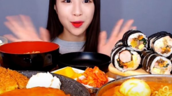 Thêm kẻ tống tiền "thánh mukbang" Tzuyang bị đề nghị án tù adt1752974714 4988 image 14982 45803 0 85 531 935 anh cat 3 2 auto croppng