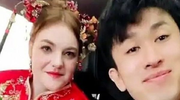 Chàng shipper lấy được vợ từ một bát mỳ 29 Chàng shipper lấy được vợ từ một bát mỳ adt1755660376 1 2 2017 2031 3606 2673 anh cat 3 2 auto cropjpg