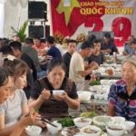 Cả xóm 150 người ở Ninh Bình dựng rạp, mổ bê tưng bừng liên hoan mừng 2/9 adt1756769581 9 2695 anh cat 3 2 auto cropjpg