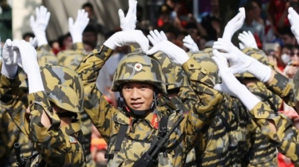 Chiến sĩ 'bắn tim' gửi người dân adt1756800921 topcb 7208 anh cat 3 2 auto cropjpg