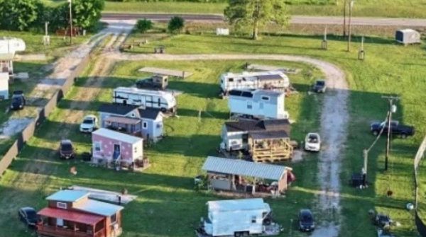 12 phụ nữ lập làng 'không đàn ông' 29 12 phụ nữ lập làng 'không đàn ông' adt1758609693 afconstruction1509 2 1 4 7151 7481 4 anh cat 3 2 auto cropjpg