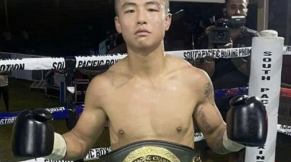 Võ sĩ muốn ly hôn vợ sau khi bị người lạ đấm adt1761541244 a nh ma n hi nh 2025 10 27 lu 3164 3 anh cat 3 2 auto croppng