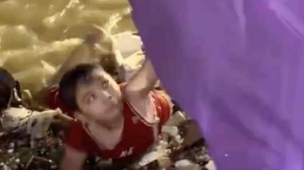 Cứu sống bé trai trôi dạt giữa sông Hàn trong đêm adt1761786275 nhmnhnh30lc 3303 4302 3974 anh cat 3 2 auto croppng