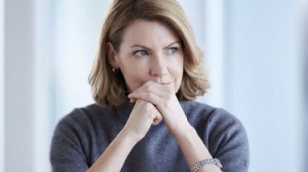 Nói ít sống yên, người thông minh tuyệt đối không hé môi về 3 điều adt1761957314 nguoi thong minh 1 2494 0 0 412 660 anh cat 3 2 auto cropjpg