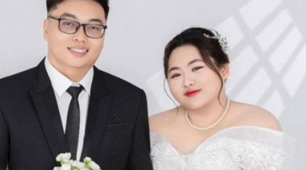 Cô gái Đồng Tháp 130kg làm dâu, mẹ chồng đặt riêng váy cưới, thuê xe mui trần 27 Cô gái Đồng Tháp 130kg làm dâu, mẹ chồng đặt riêng váy cưới, thuê xe mui trần adt1763718614 co gai dong thap 130kg lam dau me ch anh cat 3 2 auto cropjpg