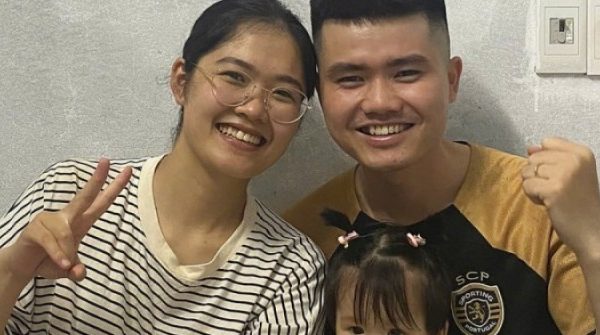 Shipper thu nhập 7 triệu đồng mỗi tháng nuôi vợ học đại học 28 Shipper thu nhập 7 triệu đồng mỗi tháng nuôi vợ học đại học adt1764809116 z7b9e409a3c5b3420b 4181 7236 7649 anh cat 3 2 auto cropjpg