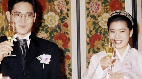 Đời thăng trầm của tiểu thư tài phiệt là vợ cũ Chủ tịch Samsung 27 Đời thăng trầm của tiểu thư tài phiệt là vợ cũ Chủ tịch Samsung adt1764809396 photo1 4632 4349 1983 anh cat 3 2 auto croppng