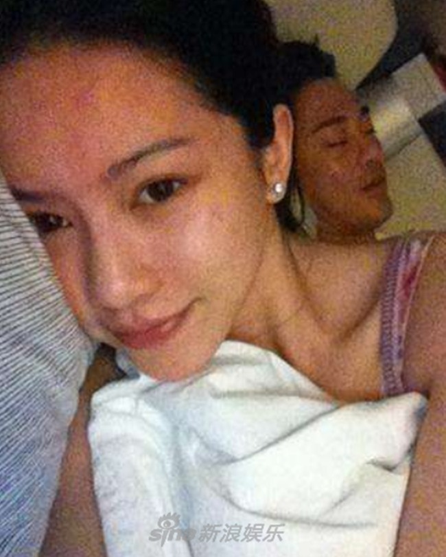 "Bom sex hận tình" tung ảnh phòng the, dọa phát tán thêm 6 clip nhạy cảm của bạn trai diễn viên ae8 15782169117341448354824 1761114881943885244294 1761117004630 1761117004996950678271 1761640367255 17616403677301893190438