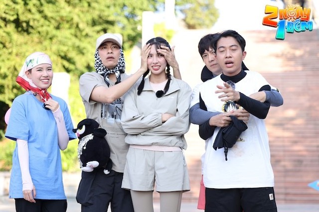 Tài sản khổng lồ của Hoa hậu Thùy Tiên trước khi bị khởi tố: Thu nhập hàng chục tỷ, cổ đông nhiều công ty lớn- Ảnh 2. Tài sản khổng lồ của Hoa hậu Thùy Tiên trước khi bị khởi tố: Thu nhập hàng chục tỷ, cổ đông nhiều công ty lớn- Ảnh 2.