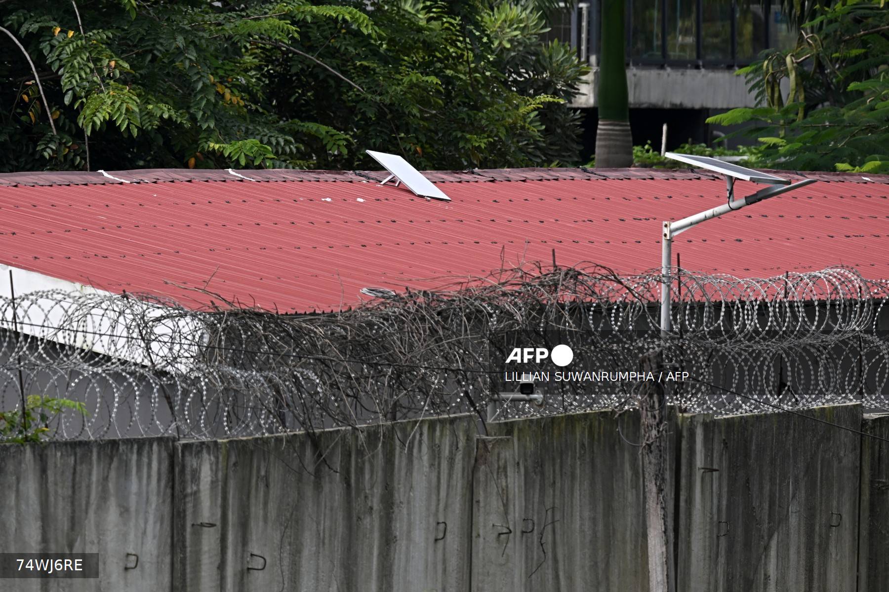 Myanmar công bố số người nước ngoài bị bắt trong chiến dịch truy quét lừa đảo trực tuyến- Ảnh 4. Myanmar công bố số người nước ngoài bị bắt trong chiến dịch truy quét lừa đảo trực tuyến- Ảnh 4.