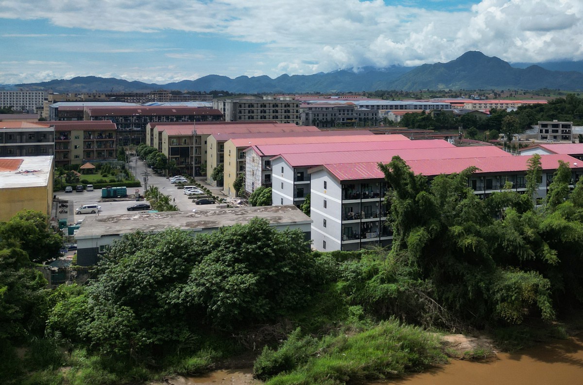 Các trung tâm lừa đảo tại Myanmar tiếp tục tuyển dụng ồ ạt bất chấp bị truy quét- Ảnh 3. Các trung tâm lừa đảo tại Myanmar tiếp tục tuyển dụng ồ ạt bất chấp bị truy quét- Ảnh 3.