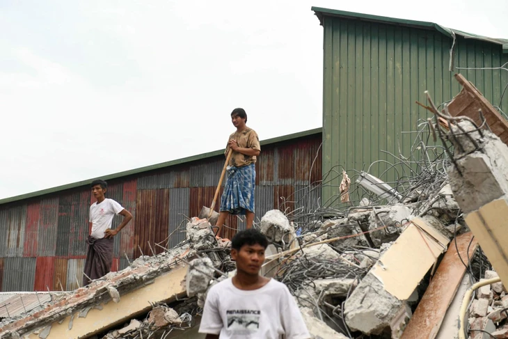 Myanmar: Hơn 2,5 triệu tấn đống đổ nát cần được dọn dẹp sau thảm họa động đất- Ảnh 1.
