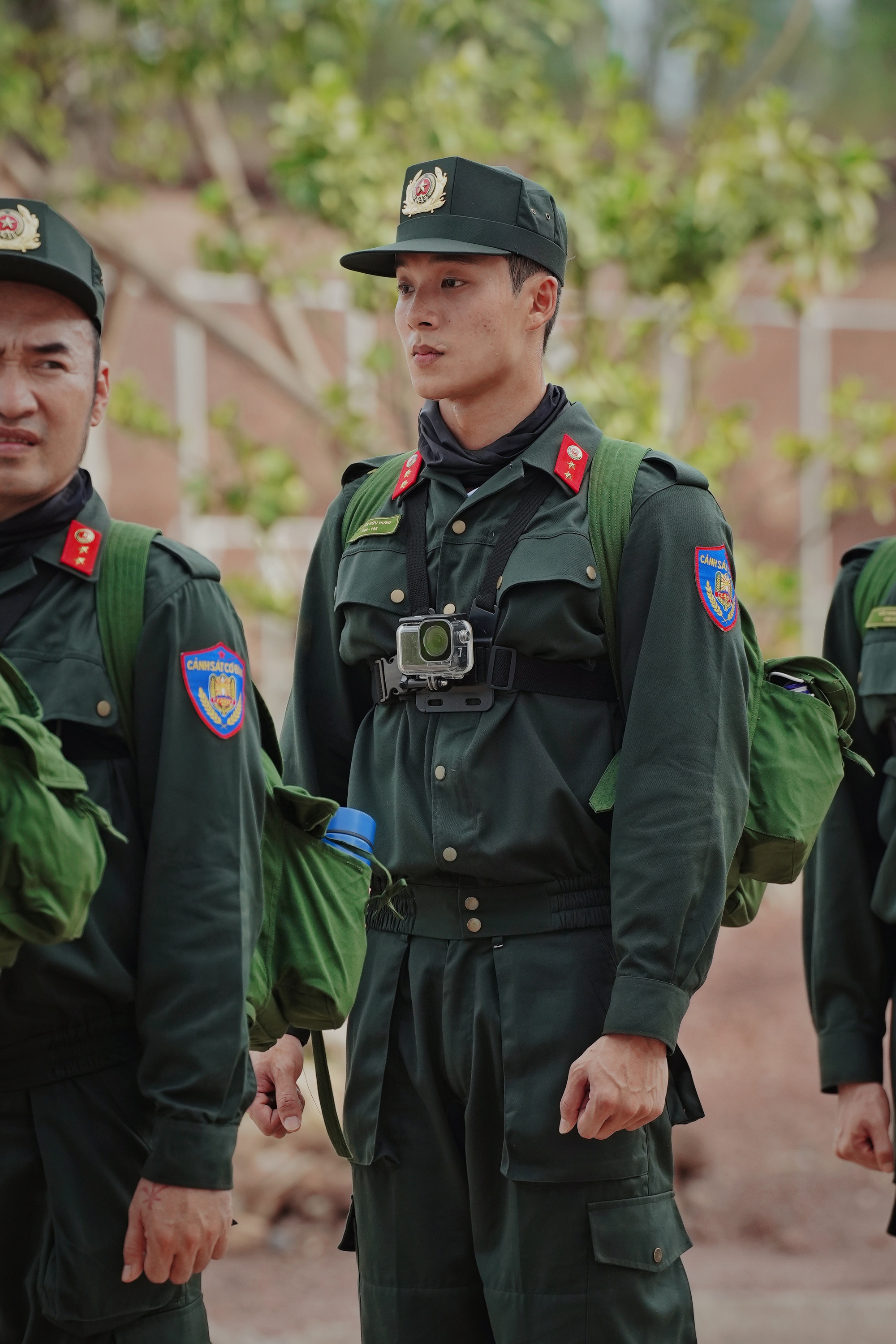 Tập 7 Chiến sĩ quả cảm: Liên Bỉnh Phát rời chương trình vì chấn thương nặng, Binz sốc khi chứng kiến 1 cảnh tượng!- Ảnh 1. Tập 7 Chiến sĩ quả cảm: Liên Bỉnh Phát rời chương trình vì chấn thương nặng, Binz sốc khi chứng kiến 1 cảnh tượng!- Ảnh 1.