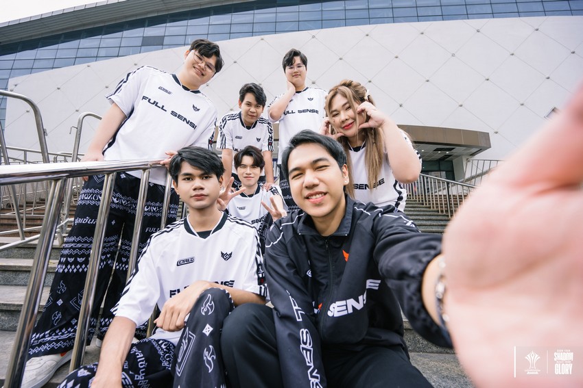 Sức nóng bùng nổ cộng đồng game thủ ngay từ ngày đầu vòng Chung kết AIC 2025 aic 2025 1 3 1