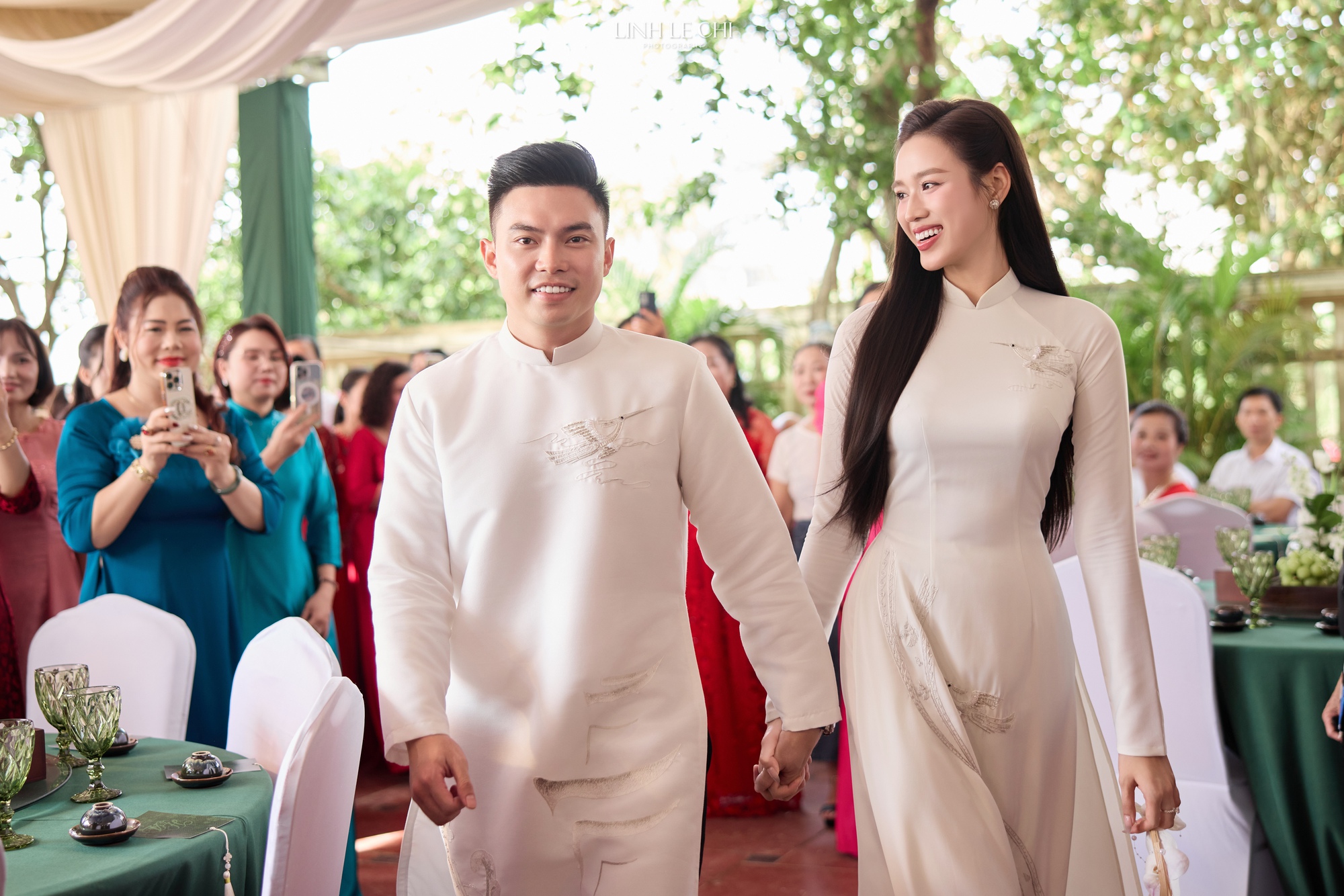 ali48361-1760604061905-1760604062325622963881 "Sính lễ" giá trị nhất thiếu gia Sơn Hải hỏi cưới Hoa hậu Đỗ Hà ali48361 1760604061905 1760604062325622963881