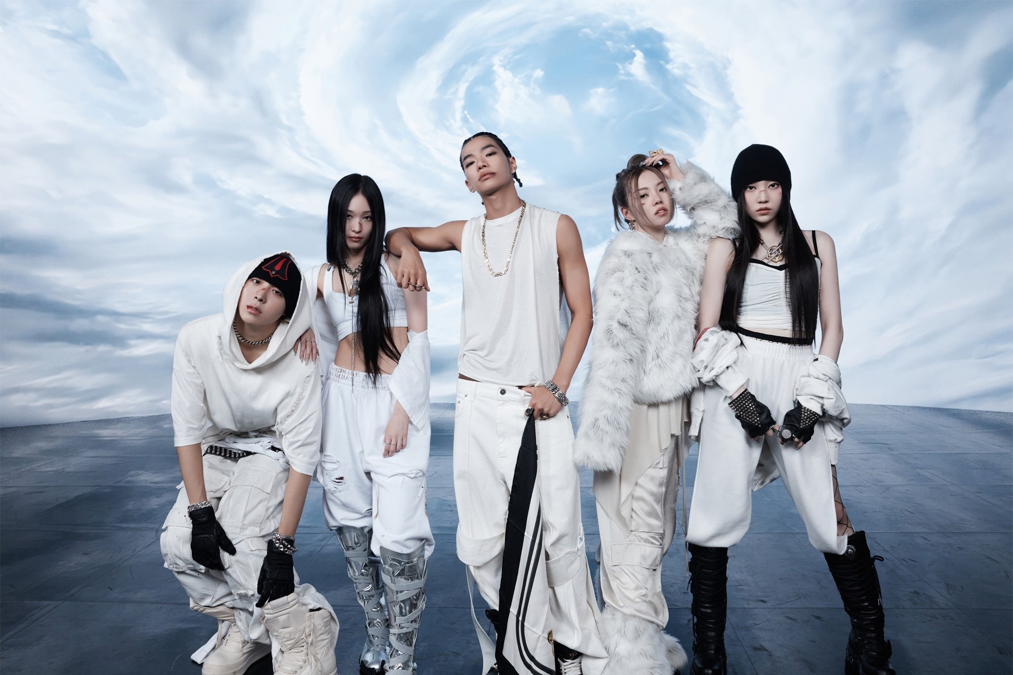 allday-projecthallyusg-1751179912411325349294-1751182790517-1751182790742116331115 "Công chúa Samsung" gặp kiếp nạn lớn ngay sau khi ra mắt allday projecthallyusg 1751179912411325349294 1751182790517 1751182790742116331115