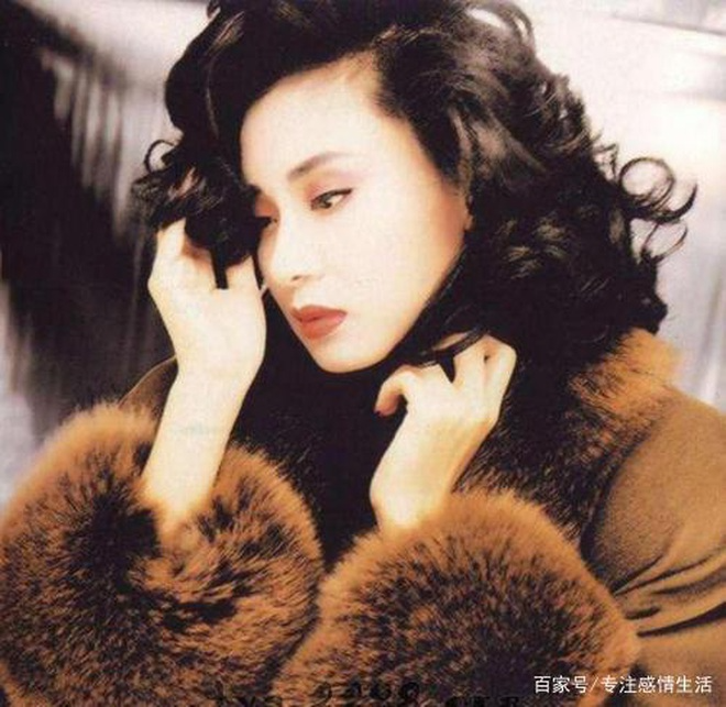 Cái kết ngỡ ngàng của “bom sex” dám “mạo phạm” với tỷ phú 70 tuổi- Ảnh 3.