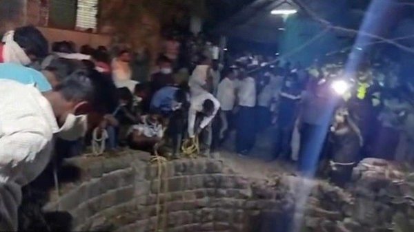 Người đàn ông nhảy xuống giếng vì cãi nhau với vợ, 4 người xuống cứu đều mất mạng 27 Người đàn ông nhảy xuống giếng vì cãi nhau với vợ, 4 người xuống cứu đều mất mạng an do20250102112729jpg