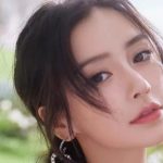 Angelababy bị mắng trên phố angelababy thumbnail 120523 8295 1748585843473518770870 0 0 393 750 crop 17485858535991318742372jpg