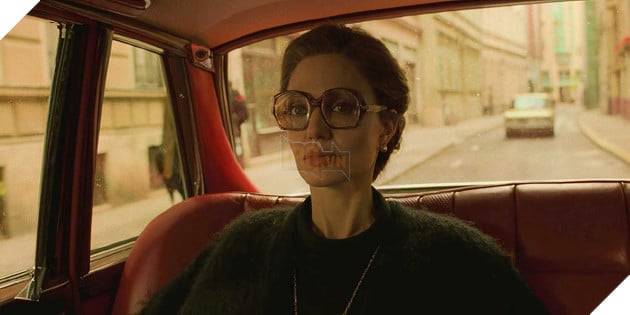 Hình ảnh nữ diễn Angelina Jolie.