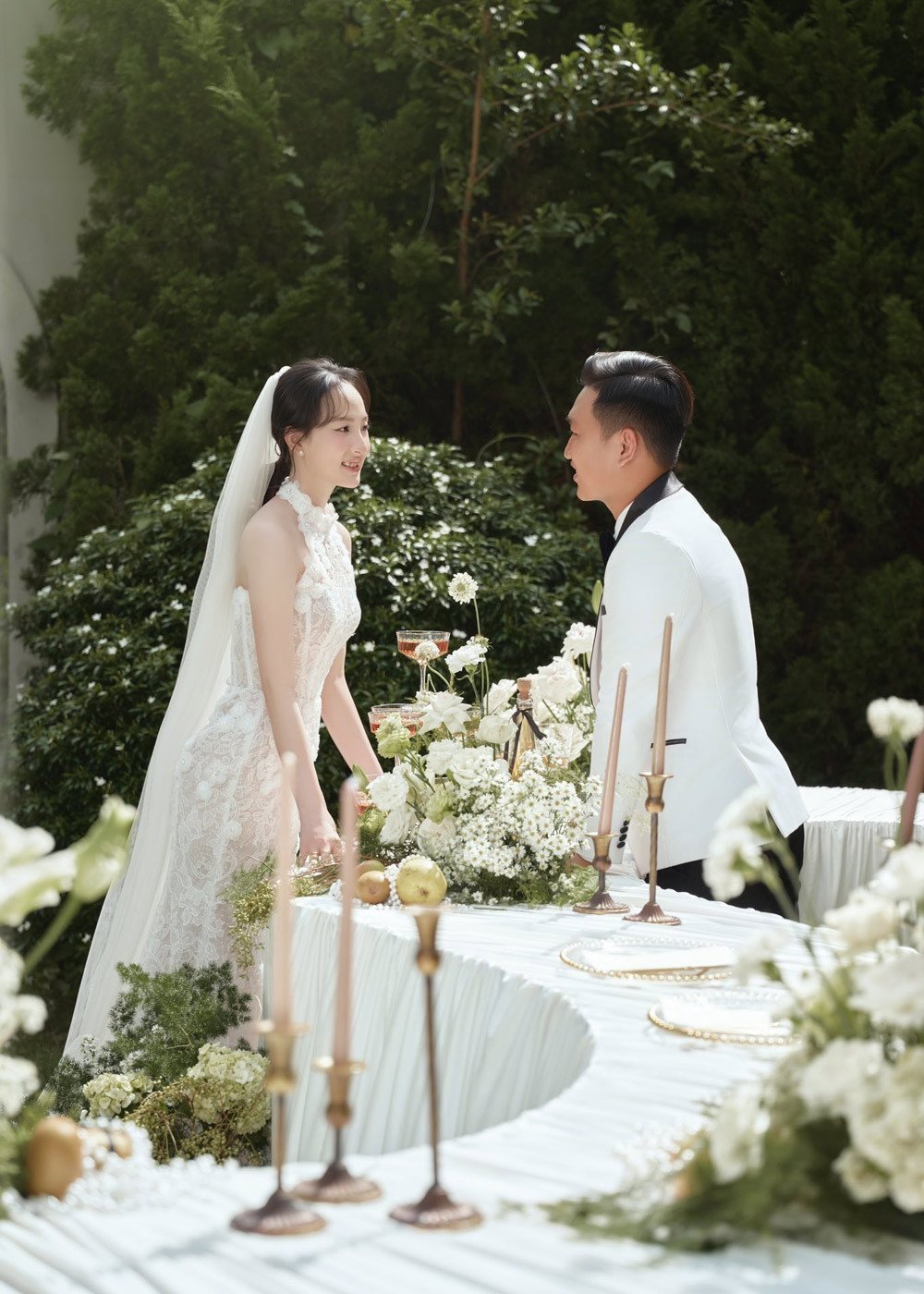 Chị gái lấy chồng, em trai cưới vợ cùng ngày, đám cưới nhiều điều thú vị - 1