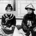 Ảnh hiếm hé lộ hôn lễ xa hoa của gia đình quý tộc Trung Hoa thời nhà Thanh anh 10 06251407 1760519385421 1760519385595964532800 0 0 413 660 crop 17605194089891844022304jpg