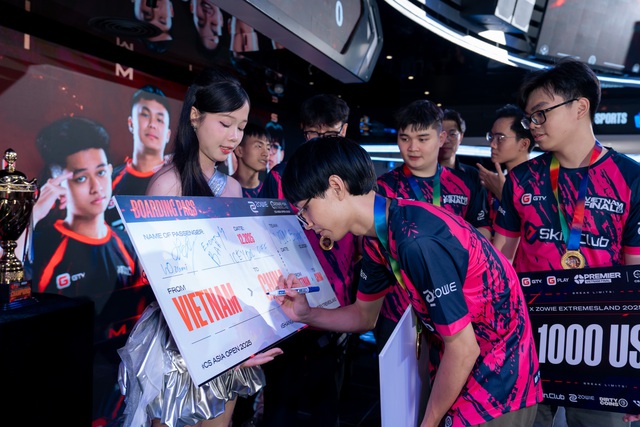 Offline Chung kết GPlay x ZOWIE eXTREMESLAND 2025: VTM Esports trở thành đại diện Việt Nam thi đấu CS Asia Open 2025 tại Thượng Hải- Ảnh 11. Offline Chung kết GPlay x ZOWIE eXTREMESLAND 2025: VTM Esports trở thành đại diện Việt Nam thi đấu CS Asia Open 2025 tại Thượng Hải- Ảnh 11.