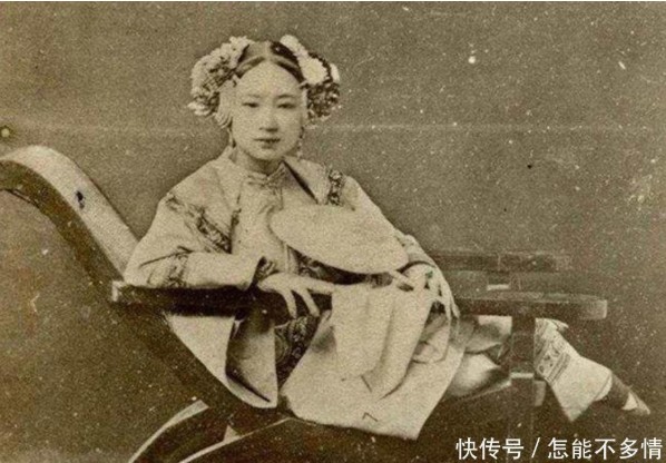 7 ảnh hiếm hé lộ nhan sắc người phụ nữ thời nhà Thanh: Chuyên gia khẳng định họ có thể đánh bại diễn viên- Ảnh 4.