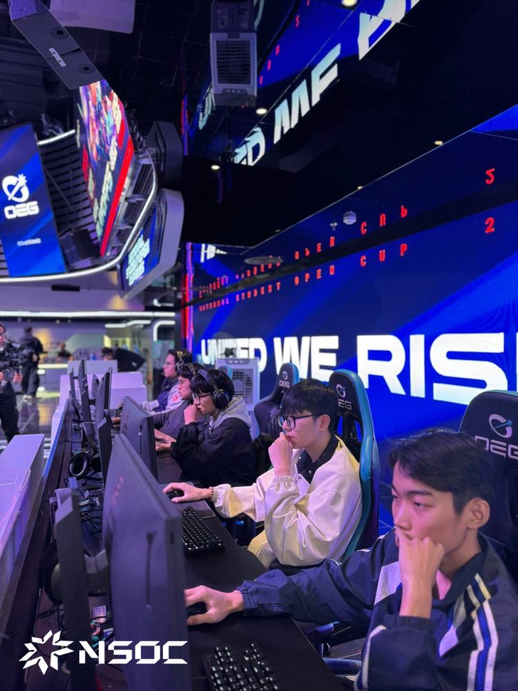 Vòng loại NSOC 2025 bùng nổ với hơn 5.000 tuyển thủ so tài - cuộc đua căng nhất cộng đồng eSports sinh viên Việt Nam- Ảnh 6. Vòng loại NSOC 2025 bùng nổ với hơn 5.000 tuyển thủ so tài - cuộc đua căng nhất cộng đồng eSports sinh viên Việt Nam- Ảnh 6.