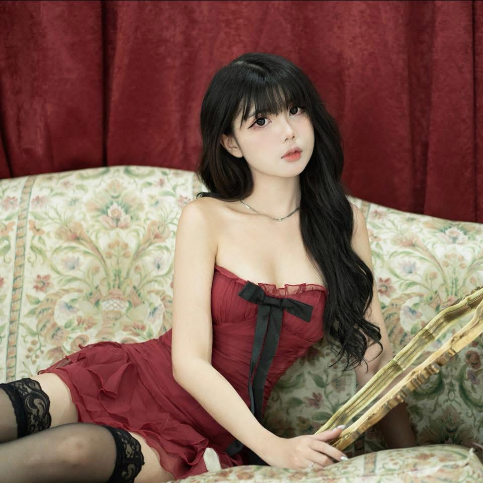 Streamer Hà Phương Boo “hack” nhan sắc nét căng, fan đòi “check var” ngay vì tưởng là AI- Ảnh 7.