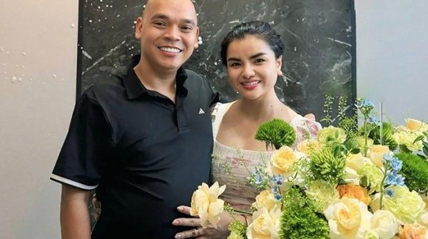 Được tiểu thư "cung phụng", anh chàng từng bán vé số thay đổi cuộc đời anh ban ve so 1752931402 350 width740height495 auto cropjpg