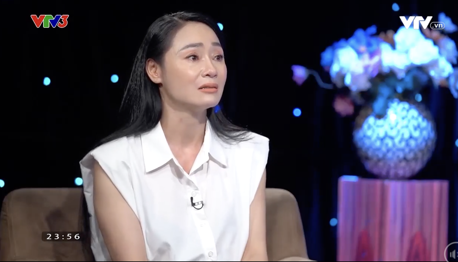 Mỹ nhân có đôi mắt buồn nhất Việt Nam: Trầm cảm suốt 13 năm, U50 mà body bén như thiếu nữ- Ảnh 3. Mỹ nhân có đôi mắt buồn nhất Việt Nam: Trầm cảm suốt 13 năm, U50 mà body bén như thiếu nữ- Ảnh 3.