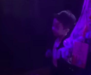 Con trai Bằng Kiều đang hát thì bị gọi rời khỏi sân khấu- Ảnh 2.