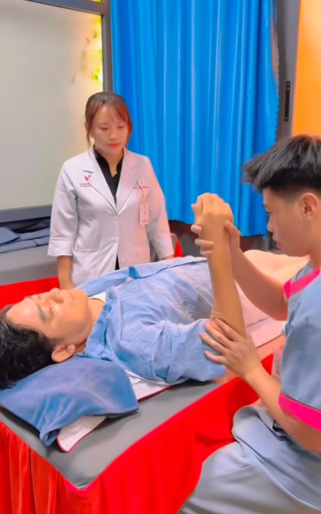 Huỳnh Anh Tuấn đột quỵ tim, não- Ảnh 2.