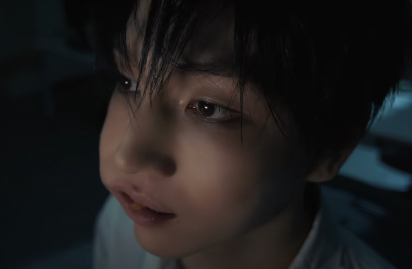 MV lồng ghép cảnh phim 18+ bị chỉ trích dữ dội- Ảnh 2. MV lồng ghép cảnh phim 18+ bị chỉ trích dữ dội- Ảnh 2.