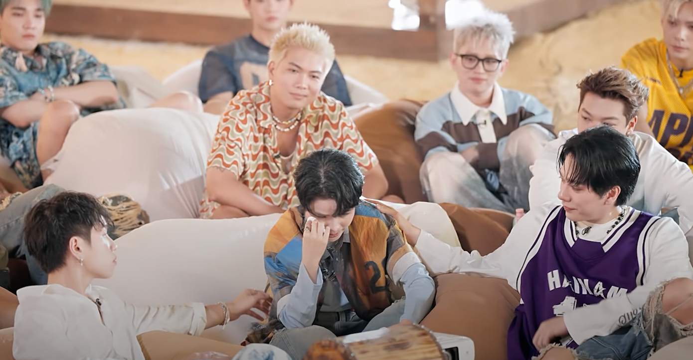 Vũ Cát Tường và nhiều anh trai bật khóc- Ảnh 5.