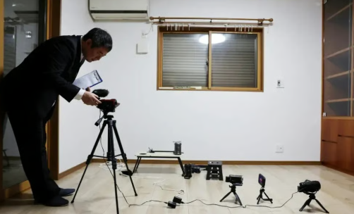 Một công ty Nhật Bản hốt bạc từ “nhà ma”: Nhân viên đặt máy đo trường điện từ, camera nhiệt, máy ghi âm để xem... hiện tượng lạ- Ảnh 2.