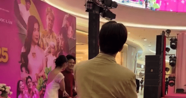 Mỹ nam Việt duy nhất mới đóng 3 phim đã cán mốc 1.300 tỷ: Đẹp gì đẹp khiếp thế, muốn không nổi tiếng cũng khó anh chup man hinh 2025 12 01 113306 17645636780091465887743 0 12 262 512 crop 1764563687887697658179png