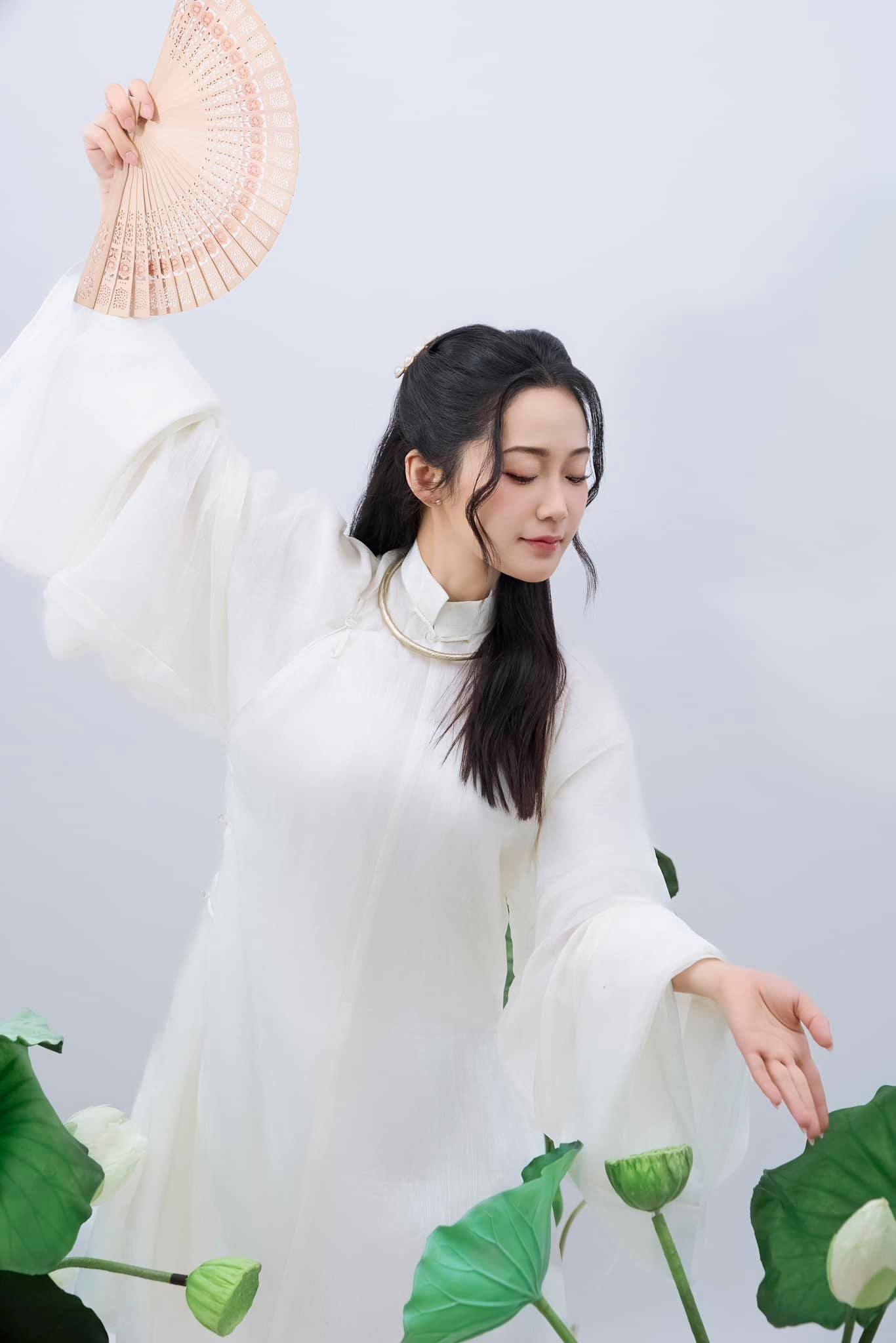 Sao nhí Kính Vạn Hoa dậy thì thành công sau 20 năm, cả nhan sắc lẫn học vấn đều trên cả tuyệt vời- Ảnh 9.