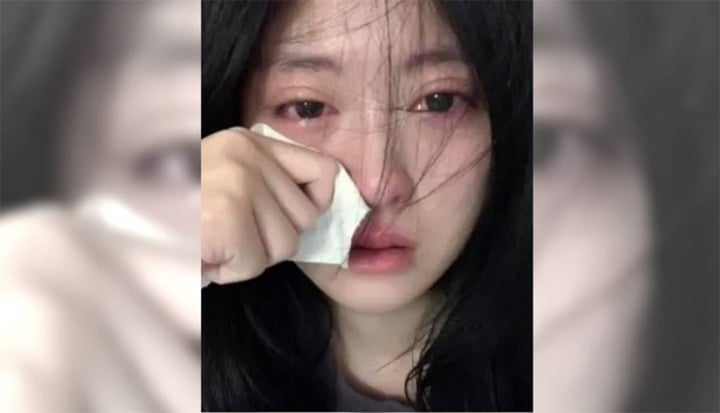 Đăng ảnh khóc quá đẹp, cô gái 19 tuổi bị các web khiêu dâm trộm ảnh để quảng cáo- Ảnh 1.