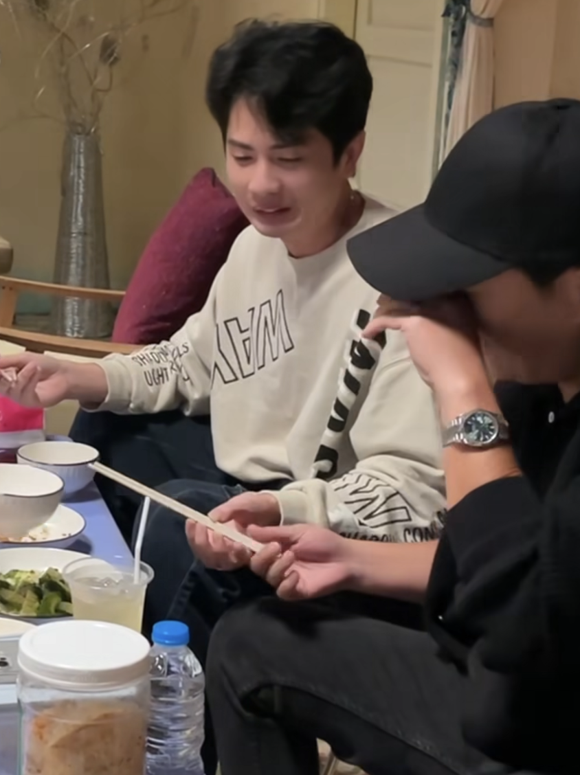 "Dispatch Việt Nam" Trường Giang nói 1 câu làm lộ rõ quan hệ của Huỳnh Phương - Khả Như anh man hinh 2025 02 12 luc 103939 1739344668799 17393446696731607191424