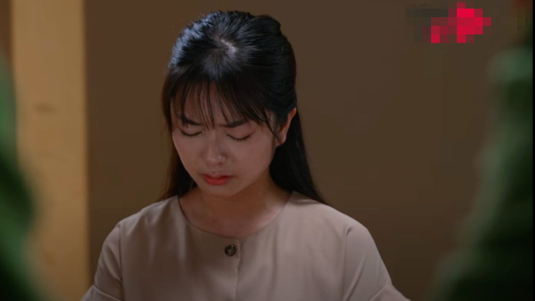 Bộ phim đang khiến netizen lục tung cõi mạng: Hàng loạt tình tiết phi lý, cay nghiệt nhưng sao xem cuốn thế này?- Ảnh 4. Bộ phim đang khiến netizen lục tung cõi mạng: Hàng loạt tình tiết phi lý, cay nghiệt nhưng sao xem cuốn thế này?- Ảnh 4.